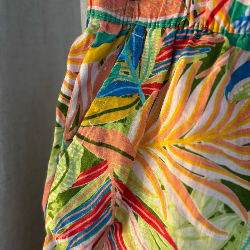C&C California Linen Tropical Print Women’s Shorts Size L. 100% Linen. - Picture 3 of 5